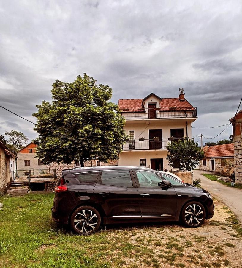 Bed and Breakfast Mare Vrlika Zewnętrze zdjęcie