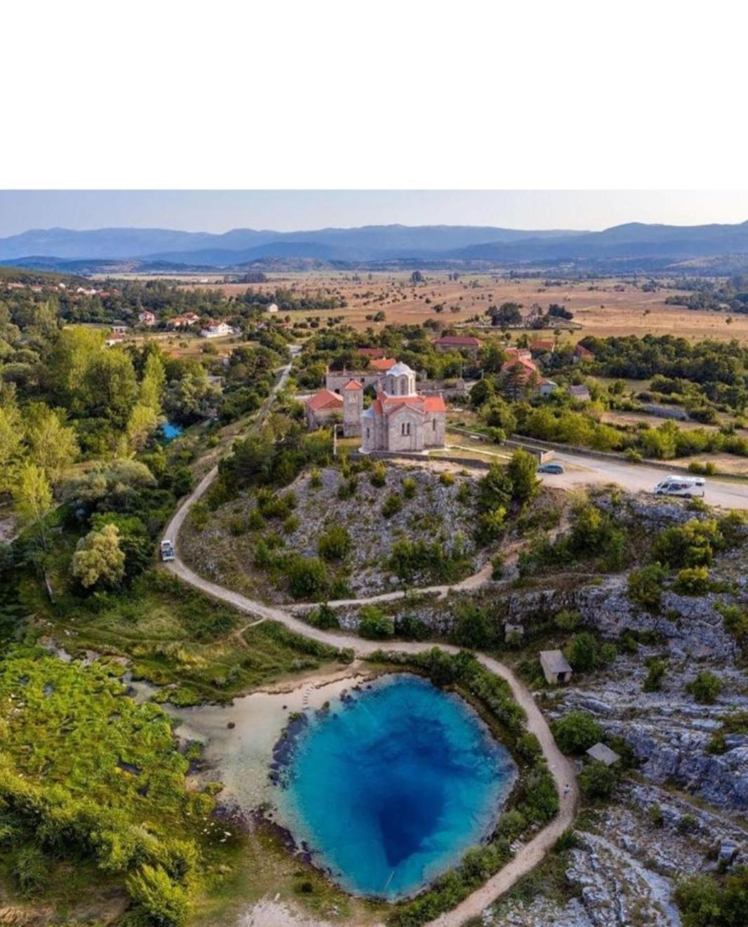 Bed and Breakfast Mare Vrlika Zewnętrze zdjęcie